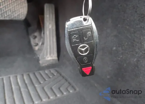 2016 Mercedes-Benz C 300 from USA, damaged, VIN WDDWF4JB6GR125399